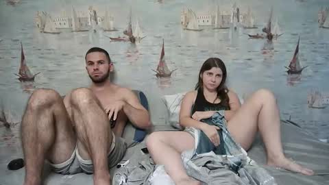 Snapshot of alex_sarah_sex chatting on September 15, 3:24 pm Alex and Sarah online show from September 15, 3:24 pm