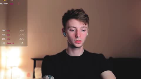 alex_schafer online show from October 3, 6:49 pm