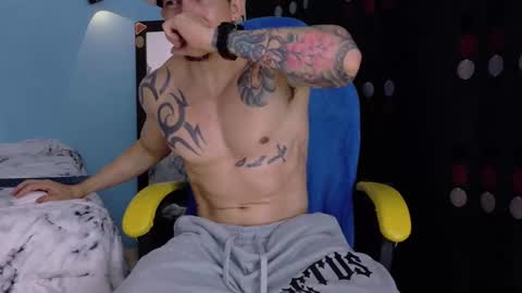 alex_sthorm online show from February 20, 4:23 am