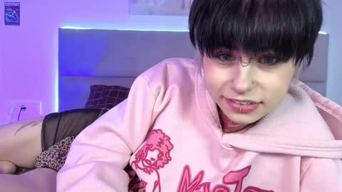 Alex Valley online show from March 6, 11:04 pm