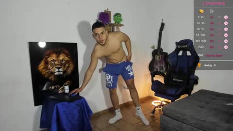 Alex Woll online show from February 28, 11:34 pm