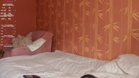 Alexa and Alex  online show from February 16, 7:28 am