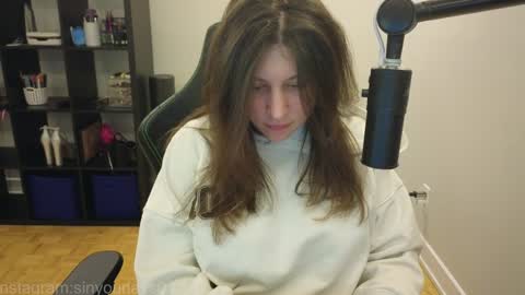 dont be afraid to click social media link its  working  just click on that  online show from November 19, 3:06 am