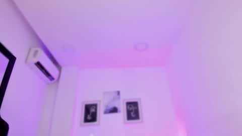 Snapshot of alexa_millers_ chatting on February 20, 10:59 am Alexa Millers online show from February 20, 10:59 am