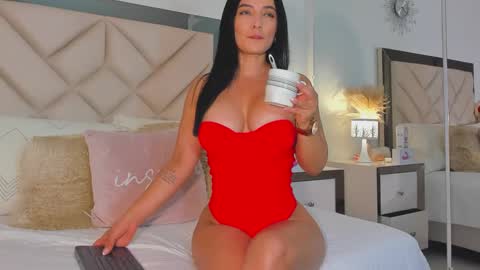 alexa_tobar online show from February 9, 12:17 am