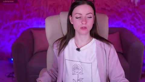 alexafleur online show from April 11, 6:29 am