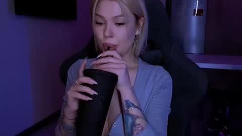 Alexa Mason online show from January 10, 1:33 am