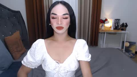 youre little alexa online show from February 2, 12:09 am