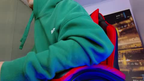 alexgiraldo__ online show from May 19, 12:01 pm