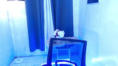 alexgrayanx online show from September 14, 8:10 pm