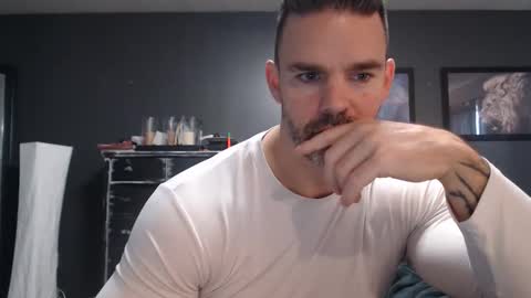 Alex online show from November 18, 2:42 pm