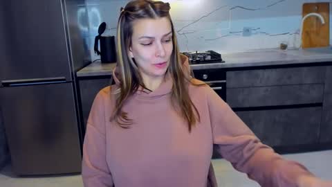 Alexia online show from February 24, 8:58 pm