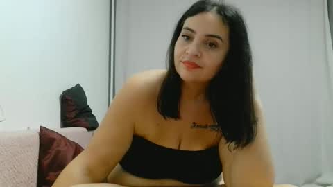 alexis262293738 online show from February 18, 8:19 pm