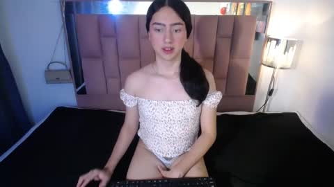 Snapshot of alexis_brown11 chatting on October 8, 1:46 am -- ALEXIS -- online show from October 8, 1:46 am