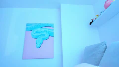 Alexiis 3 online show from September 16, 4:10 pm