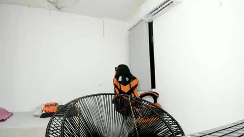 ALEXJ BLACK online show from November 22, 12:25 pm