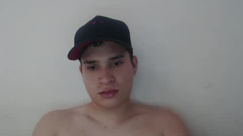 Snapshot of alexking2026 chatting on October 24, 2:40 pm alexking2026 online show from October 24, 2:40 pm