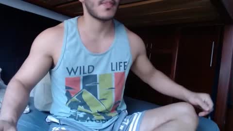 alexsb1998 online show from February 1, 10:44 pm