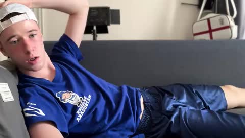 Alex online show from October 2, 5:17 am