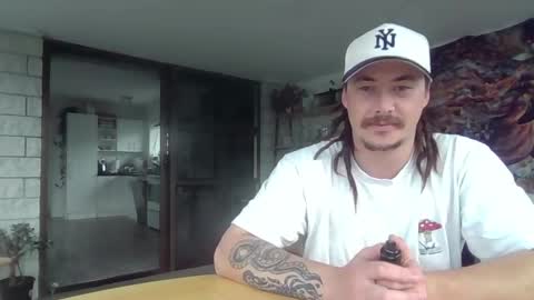 Alex online show from April 6, 4:46 am