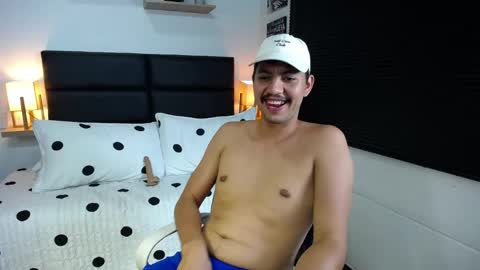 Alexx Leon online show from May 29, 9:57 pm