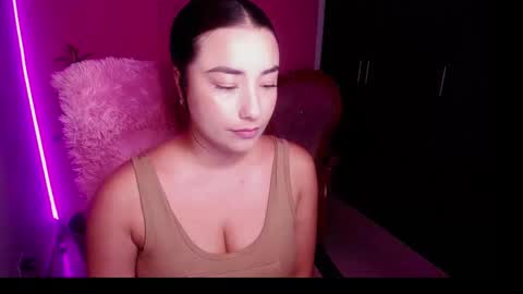 Snapshot of alexxa_1111 chatting on October 2, 11:36 pm alexxa_1111 online show from October 2, 11:36 pm