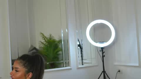 Snapshot of alexxiskye chatting on September 23, 6:29 am alexxiskye online show from September 23, 6:29 am