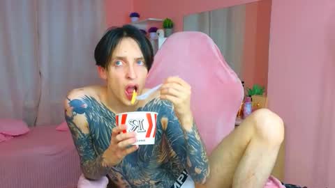 Alex online show from October 21, 5:16 pm