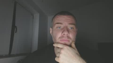 alfiesolomons87 online show from February 24, 7:39 pm