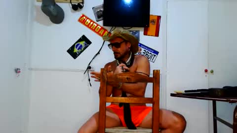 alfredopantuso online show from April 2, 4:31 am