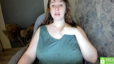 Snapshot of aliaa_ chatting on January 23, 1:13 pm aliaa_ online show from January 23, 1:13 pm