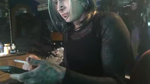 noire13 online show from November 28, 9:05 am