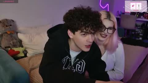 alice and james online show from September 26, 7:33 pm