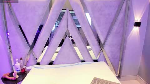 alice_26__ online show from March 21, 5:06 pm