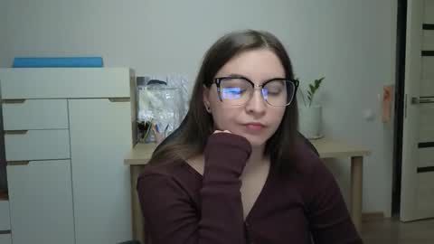 Alice online show from March 17, 6:13 pm