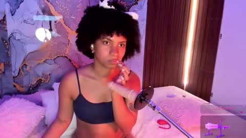 Mey online show from October 16, 10:41 pm