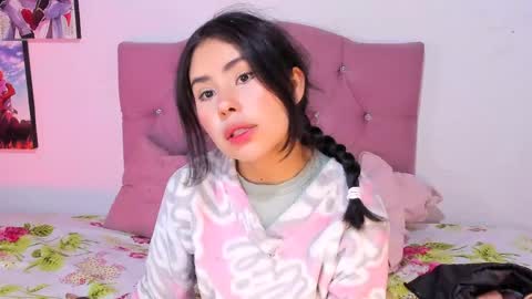Alice Sofia online show from May 17, 10:46 am