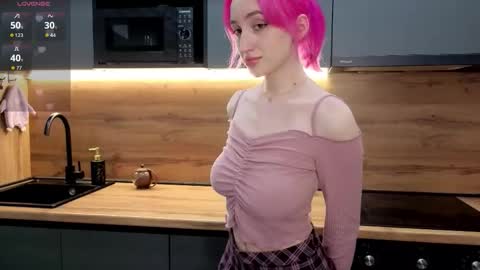 Alice online show from March 19, 2:44 pm