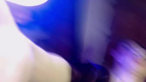 alice_m00nn online show from January 14, 12:43 am