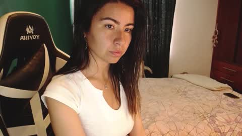 Alice online show from January 11, 3:51 pm