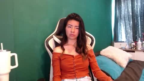 Alice online show from March 5, 4:49 pm