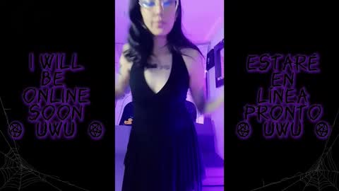      online show from October 25, 7:03 pm