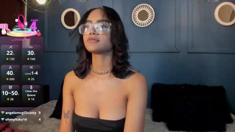 Snapshot of alice_simmons chatting on September 24, 4:36 pm alice_simmons online show from September 24, 4:36 pm