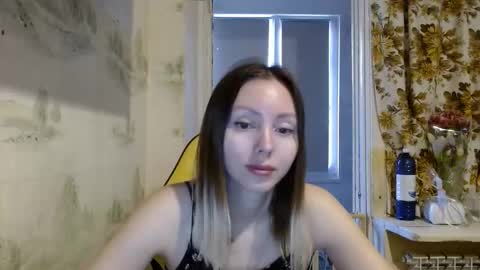 Alice smiles online show from March 13, 5:22 am