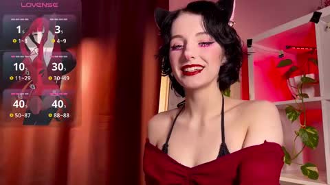Snapshot of alice_succubus chatting on February 20, 8:14 pm alice_succubus online show from February 20, 8:14 pm