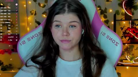 Alice online show from December 3, 7:53 am