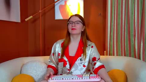 Alice online show from September 15, 7:37 pm