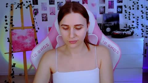Snapshot of alicecharmy chatting on January 20, 11:45 am alicecharmy online show from January 20, 11:45 am