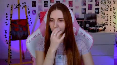 Snapshot of alicecharmy chatting on March 8, 11:58 am alicecharmy online show from March 8, 11:58 am