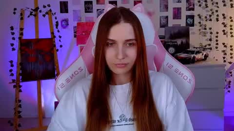 Snapshot of alicecharmy chatting on February 28, 6:31 pm alicecharmy online show from February 28, 6:31 pm